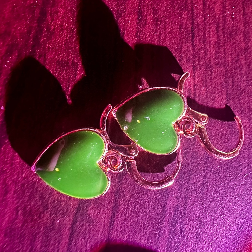 Green heart earrings